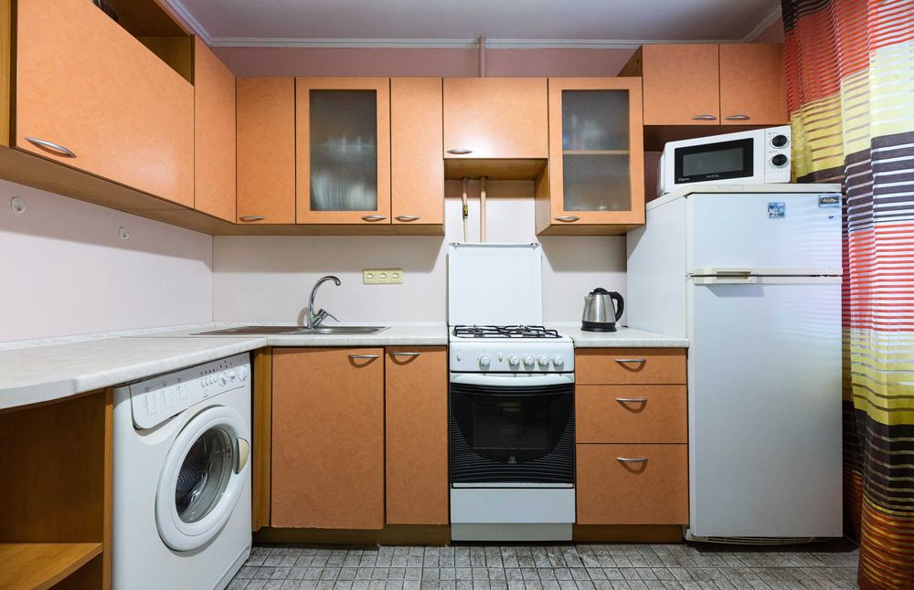 Вул. Борщагівська 6 в Києві, КПІ, Охматдит