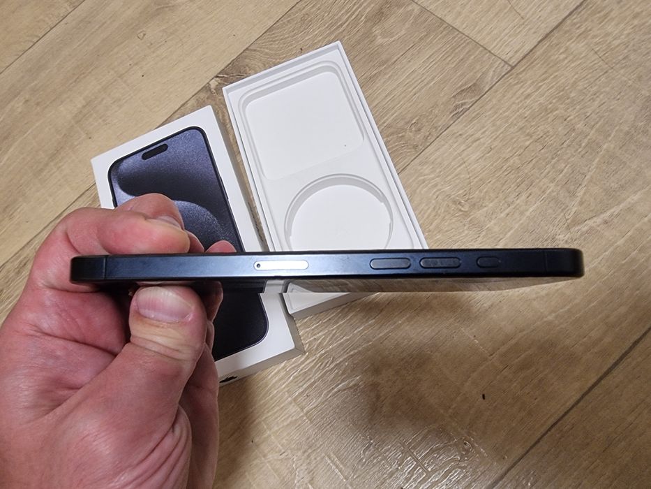 Iphone 15 pro max в гарному стані. Київ.