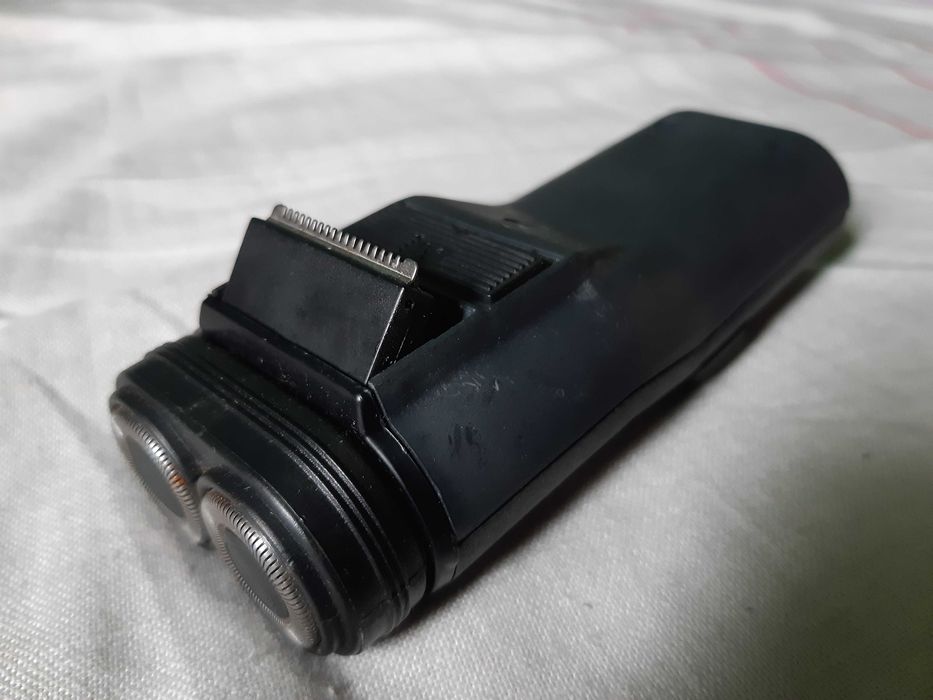 Maszynka do golenia samochodowa