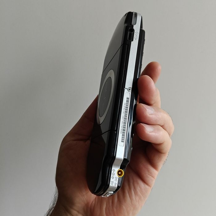 Sony PSP2000 Piano Black