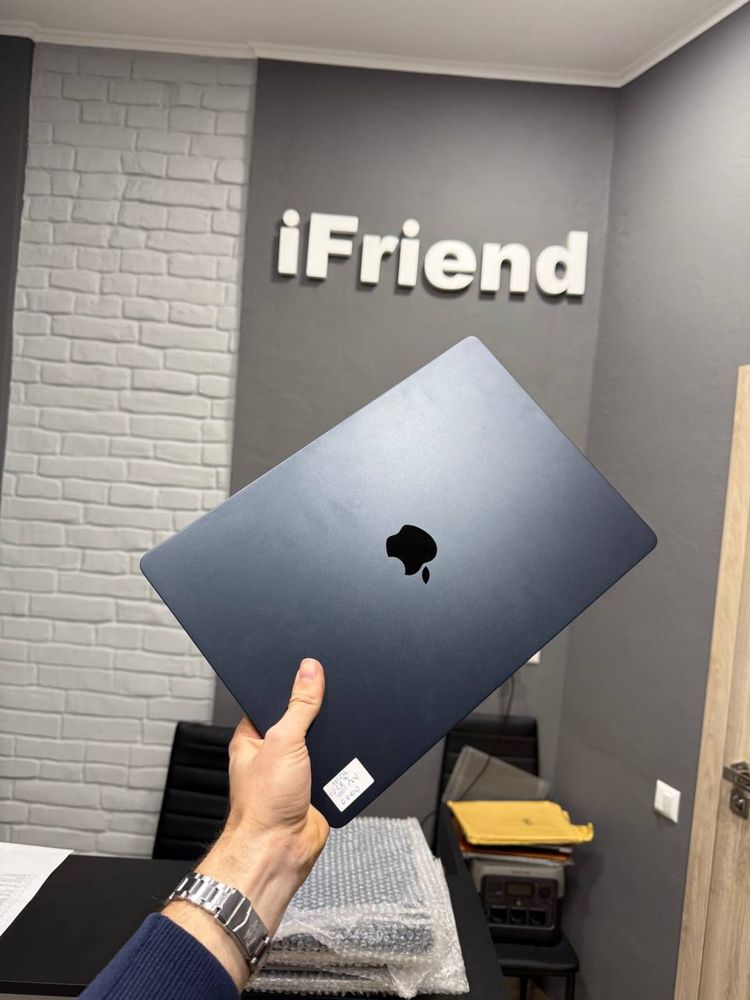 Macbook AIR M2 15ʼ 8/512gb midnight