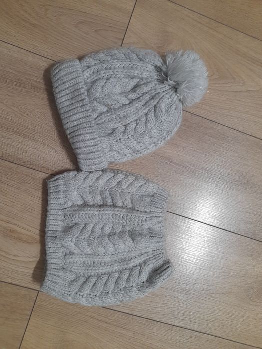 Komplet dziewczęcy czapka i komin  5 10 15