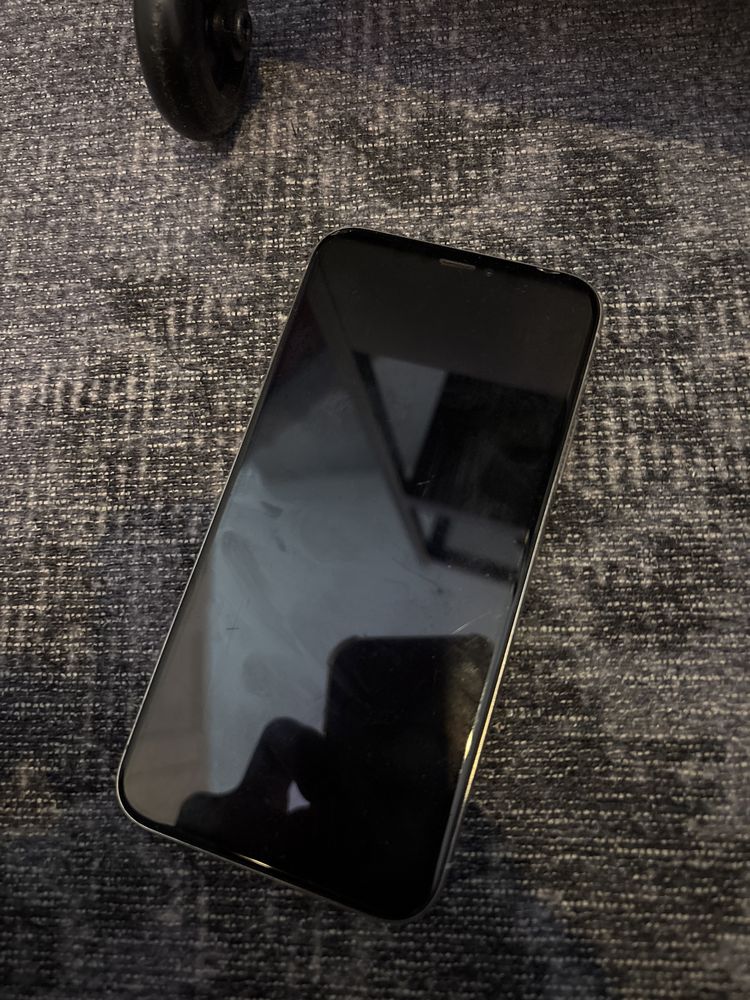 Iphone x stan taki jak na zdjeciu