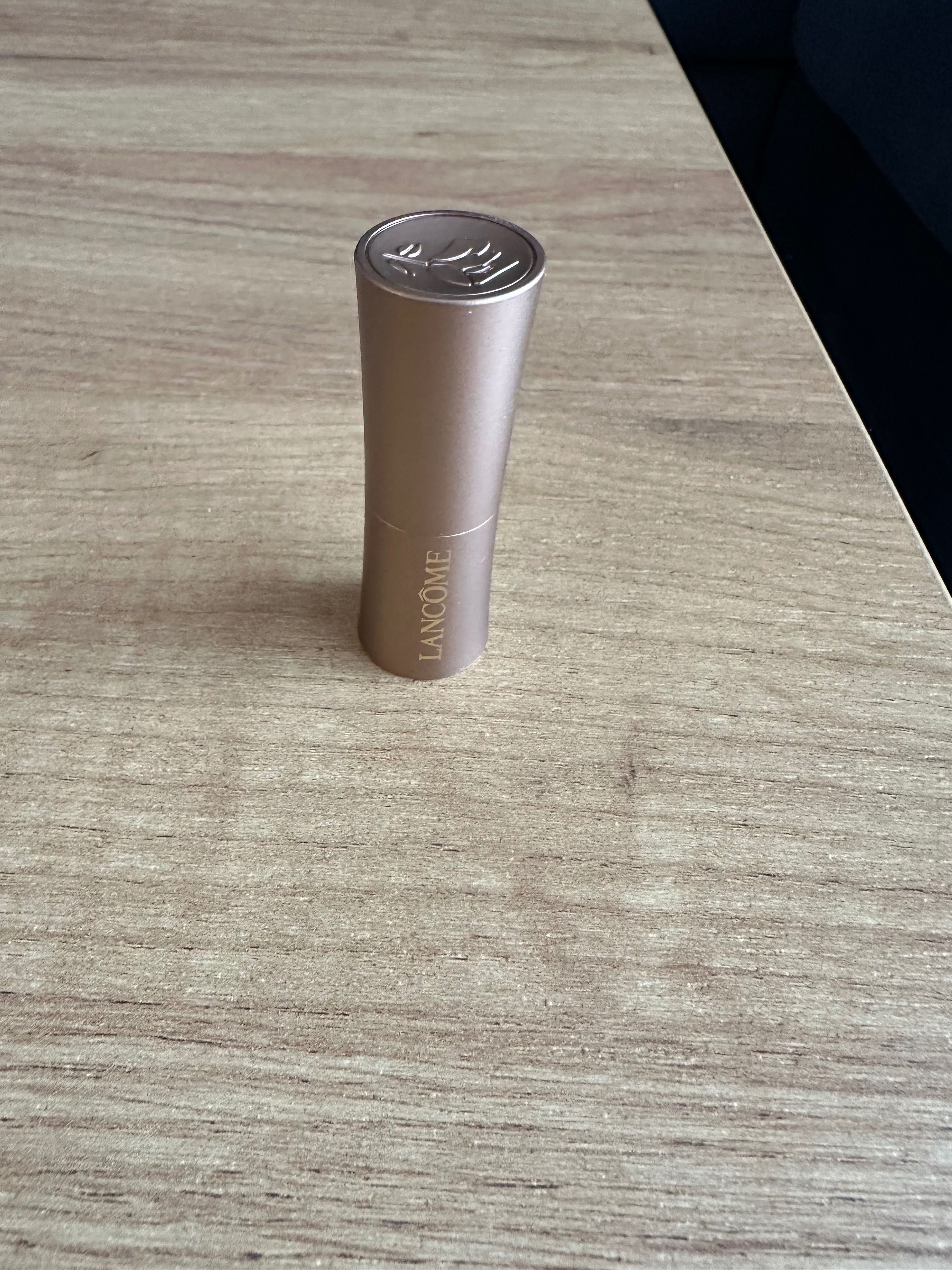 Szminka Lancome L’Absolu Rouge Intimatte 888 frencz idol