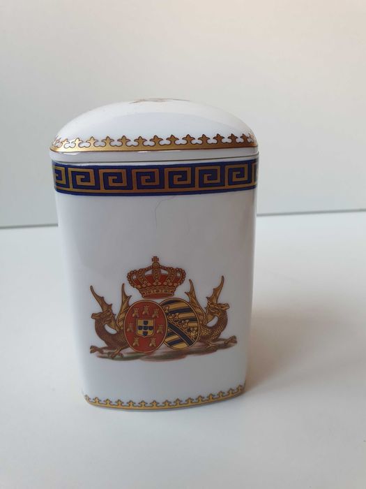 Pote Neoclassica Porcelana, comemorativo D. Fernando, edição limitada,