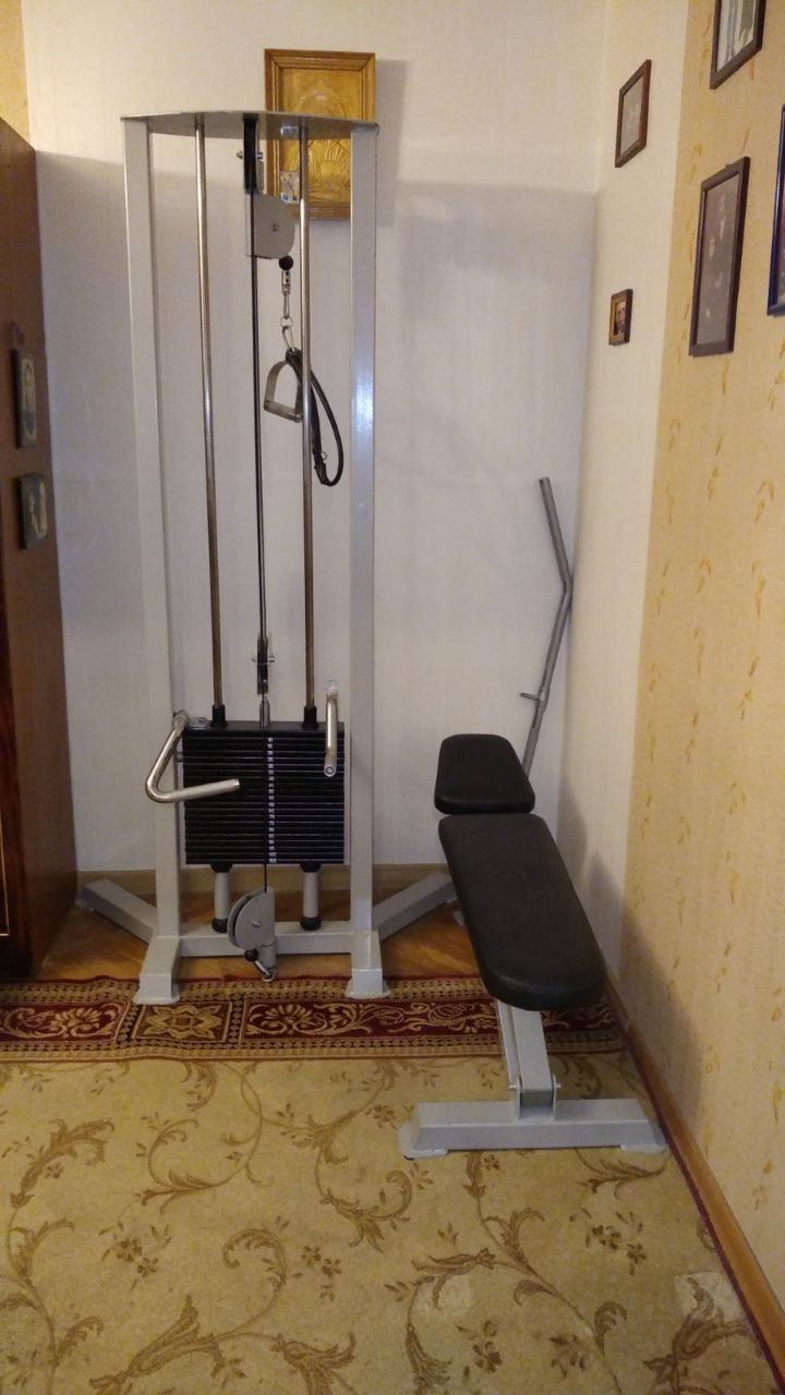 силовий тренажер (кросовер)