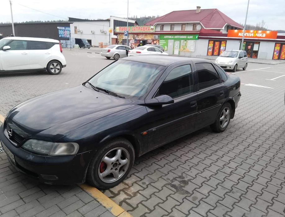 Автомобіль Опель Вектра Б