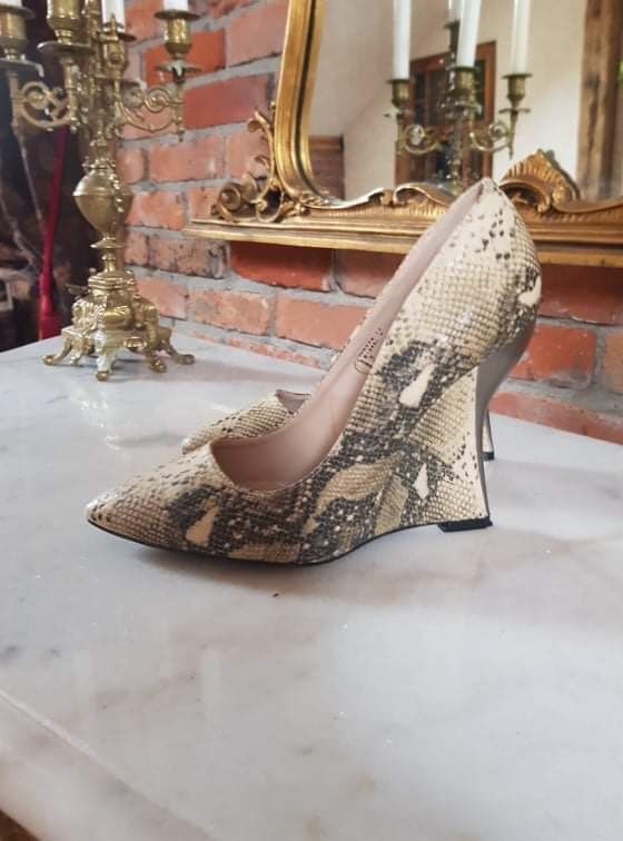 Buty damskie , imitacja skóry węża