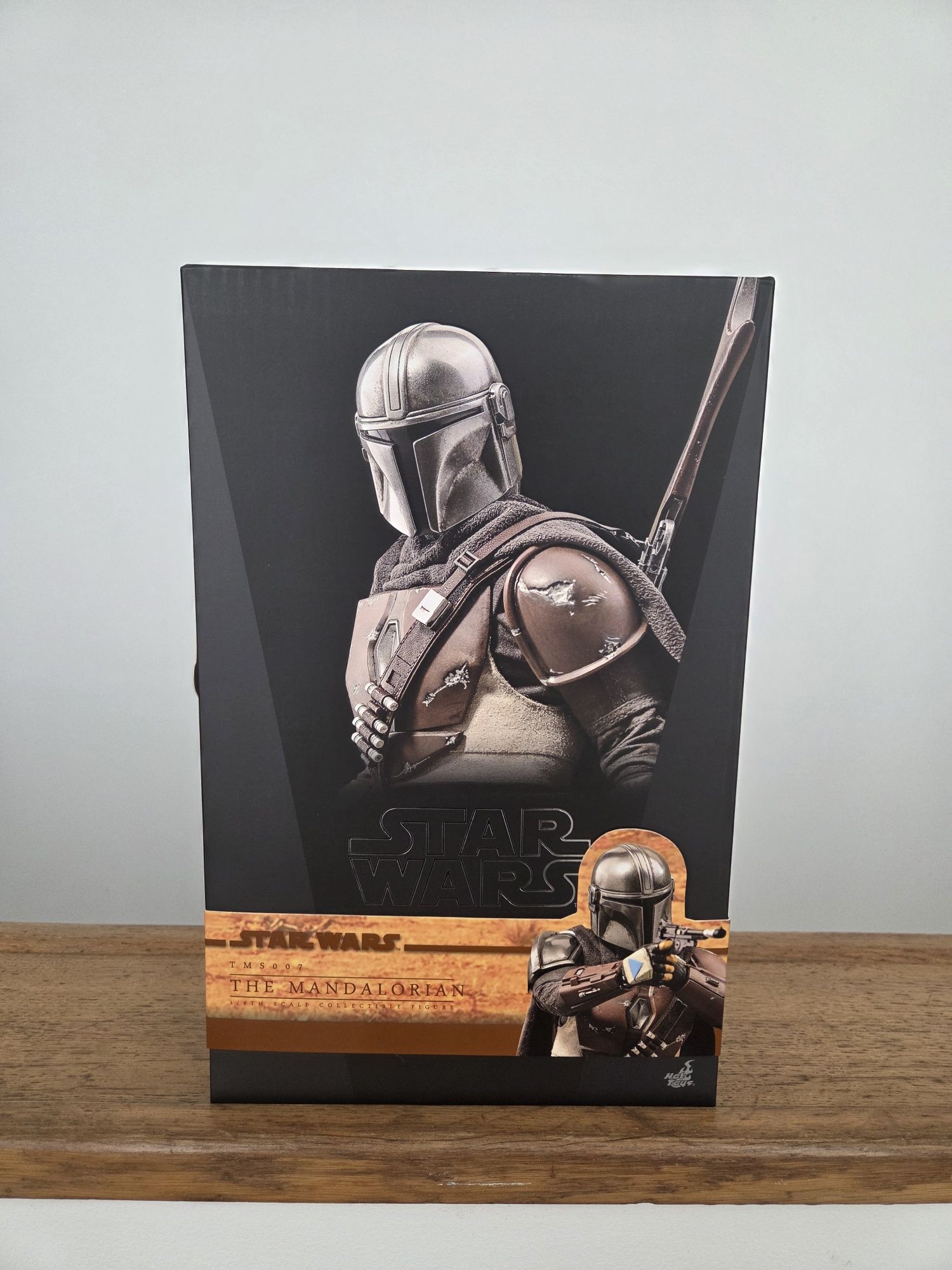 Hot toys mandalorian tms007