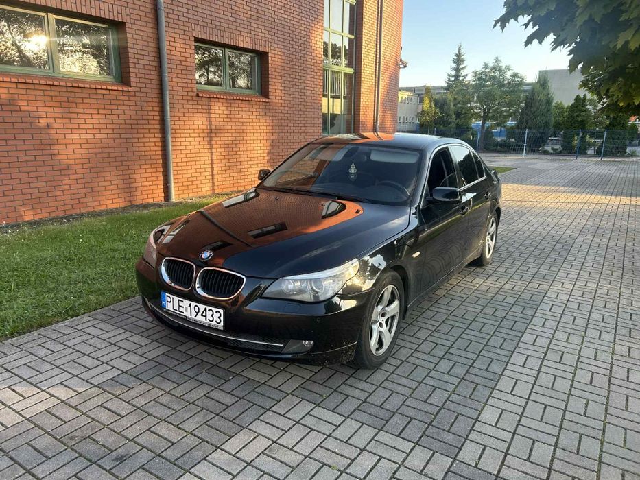 bmw 5 sedan Lift automat navi ksenon mozliwa zamiana!!!