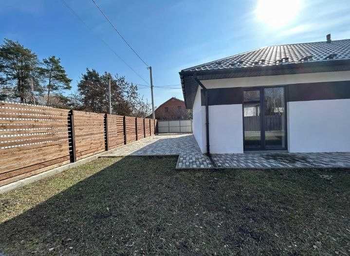 Современный дом в Гостомеле с мебелью и ремонтом