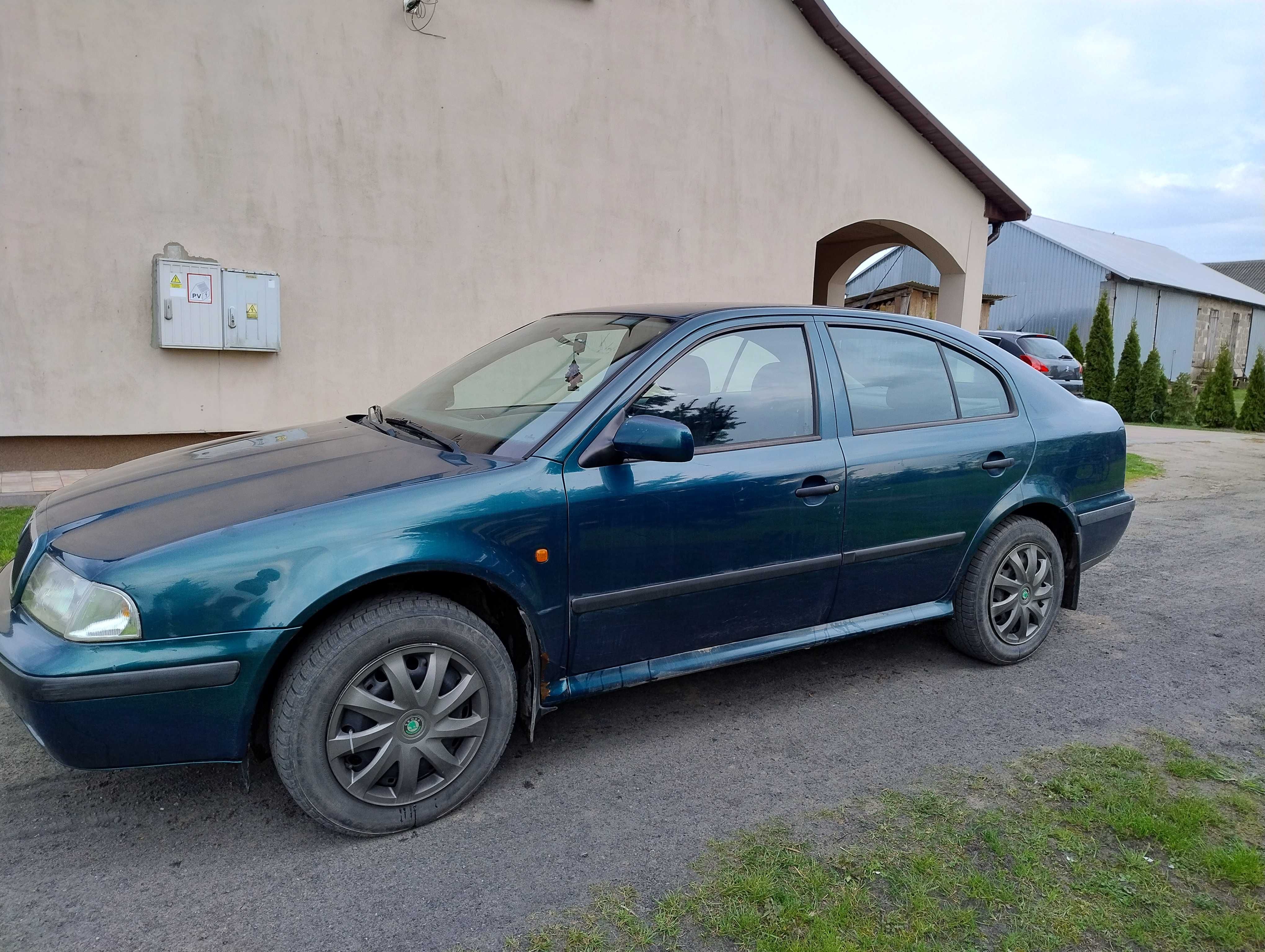 Skoda Octavia 98r 74 kw 101KM