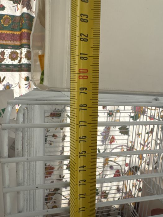 Gaiolas e casas para pássaros como nova .