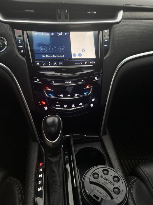 Cadillac XTS  V6  AWD  Luxury