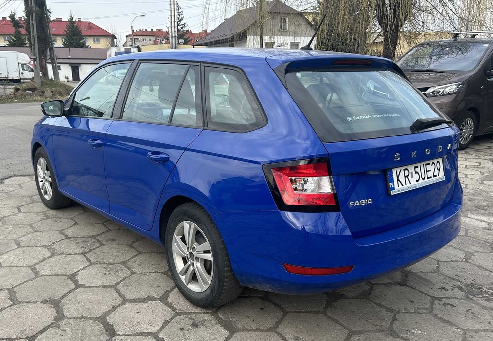 Wynajem samochodów SKODA FABIA - rok 2021 r