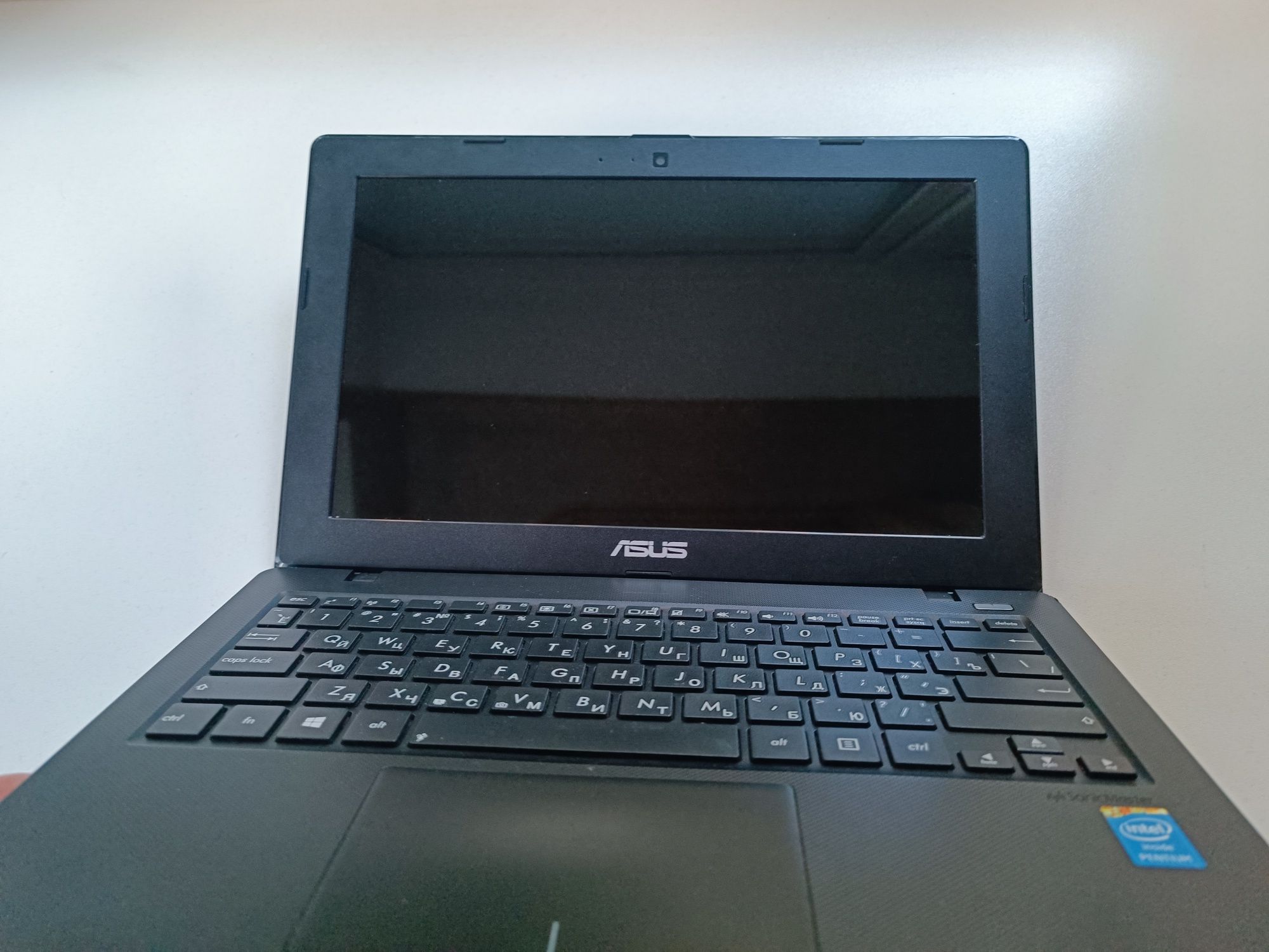 ASUS X200CA Notebook PC