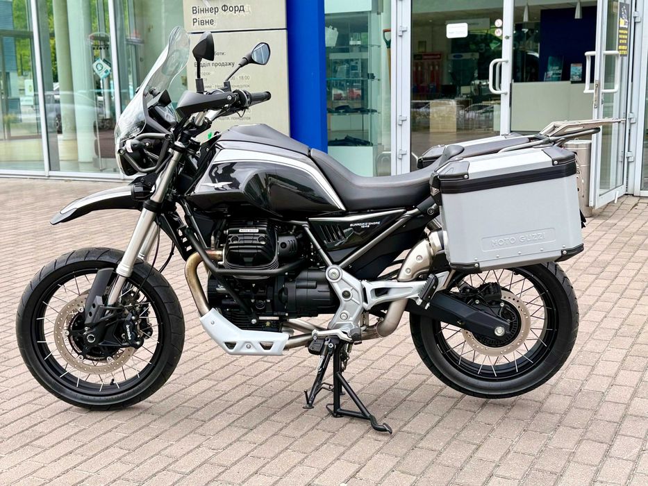 Moto Guzzi V85TT 2023 - Мотосалон.