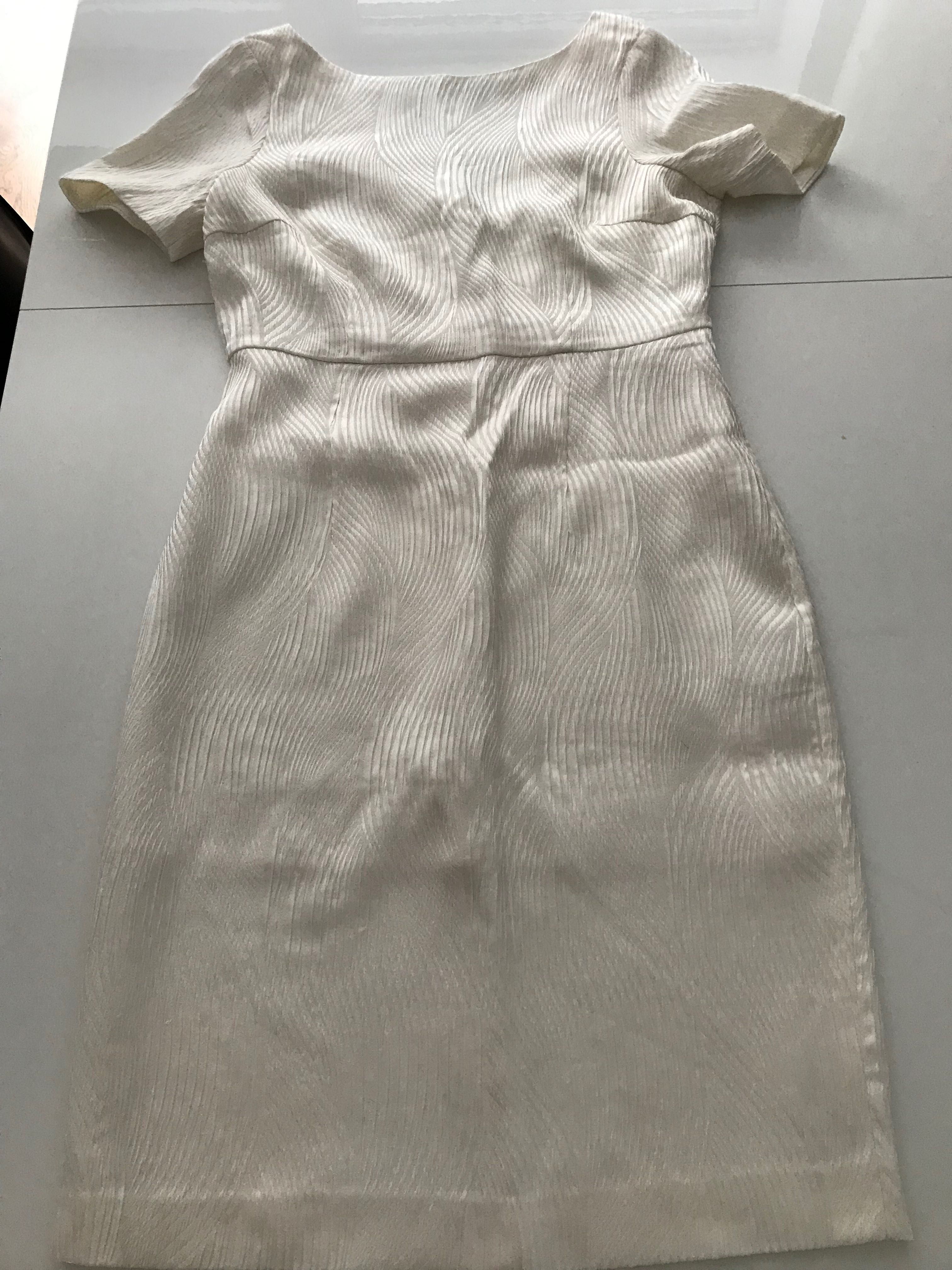 Elegancka biała suknia 44 dekolt na plecach