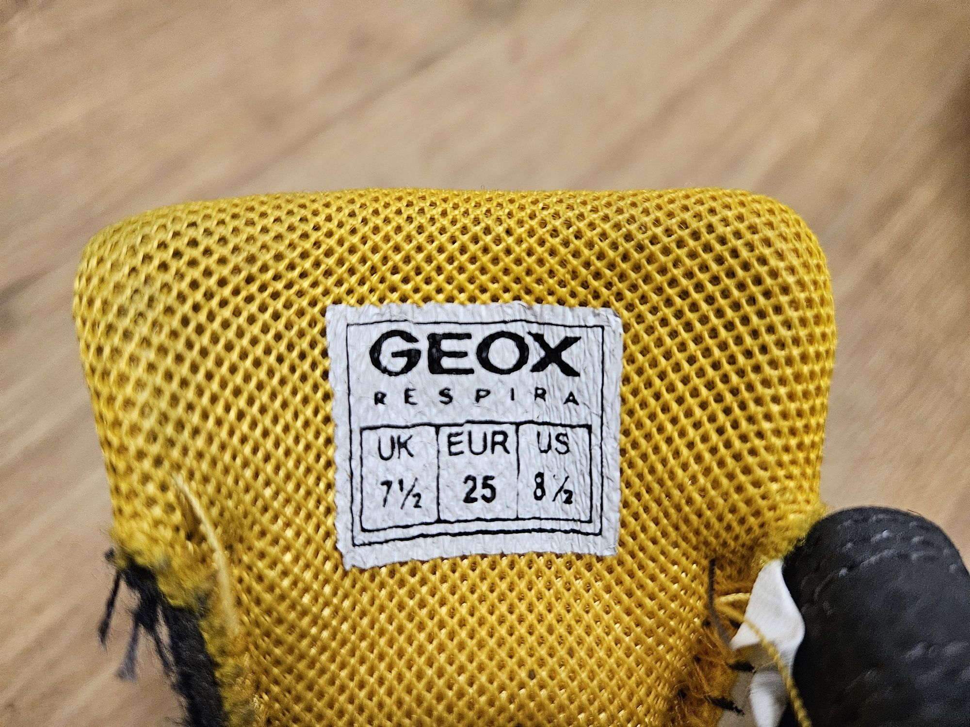 Geox respira adidaski roz. 25