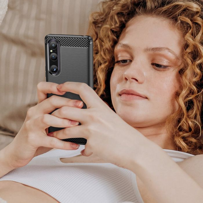 Etui Carbon Case do Sony Xperia 1 V - Ochrona w Eleganckim Stylu