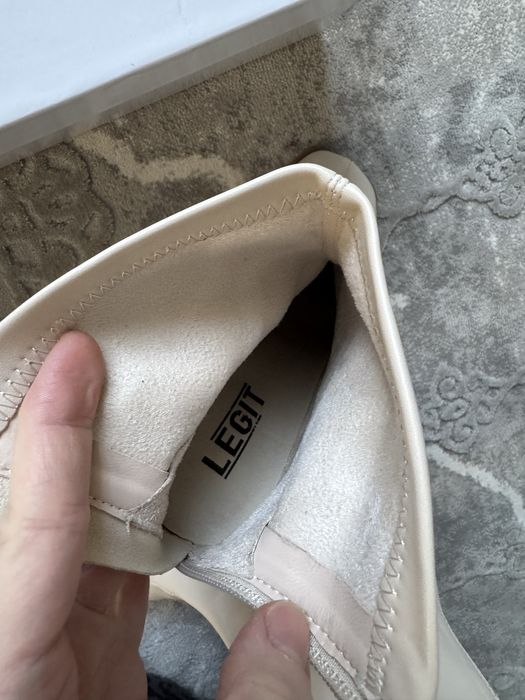 Ботінки жіночі LEGIT осінні