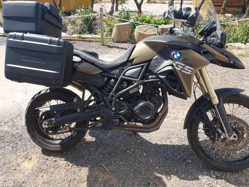 Bmw f800 gs com malas