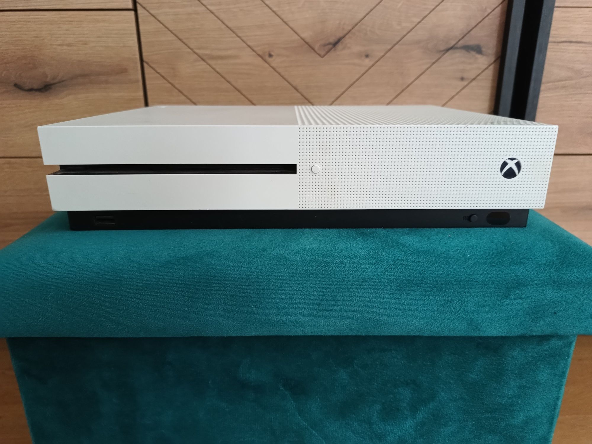 Xbox One S 500 GB