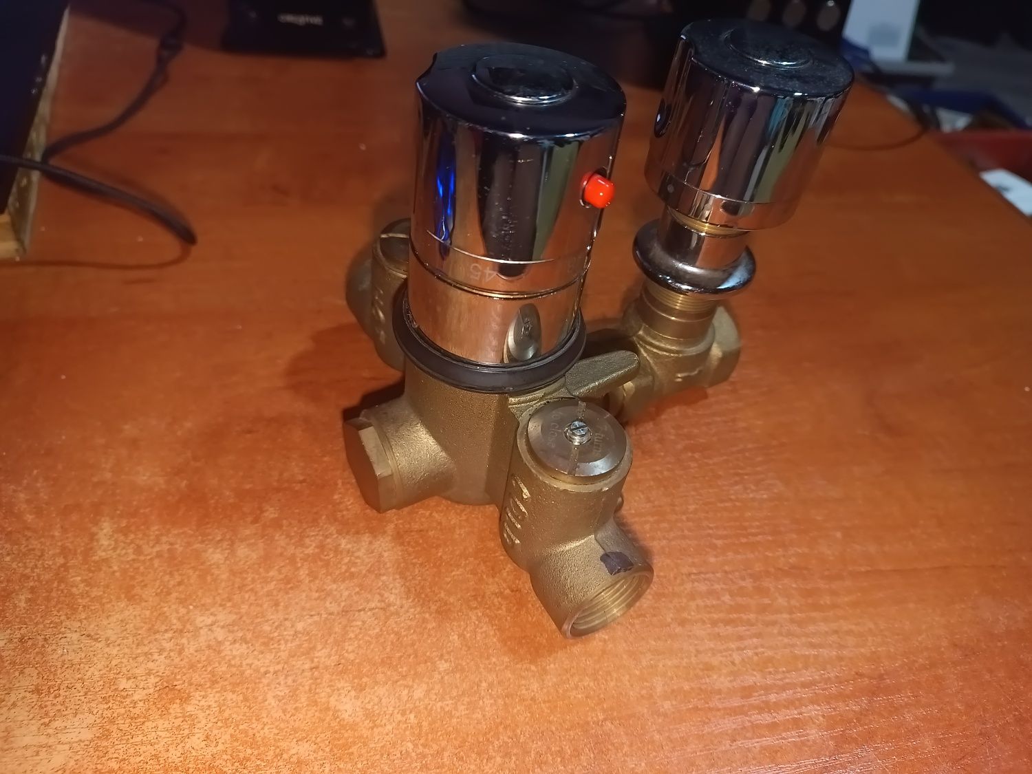 Bateria z termostatem