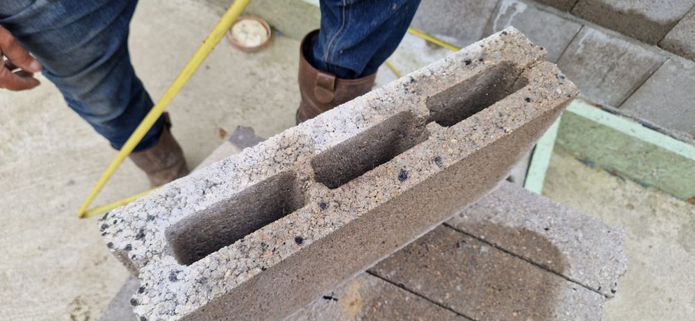 Sprzedam pustak betonowy