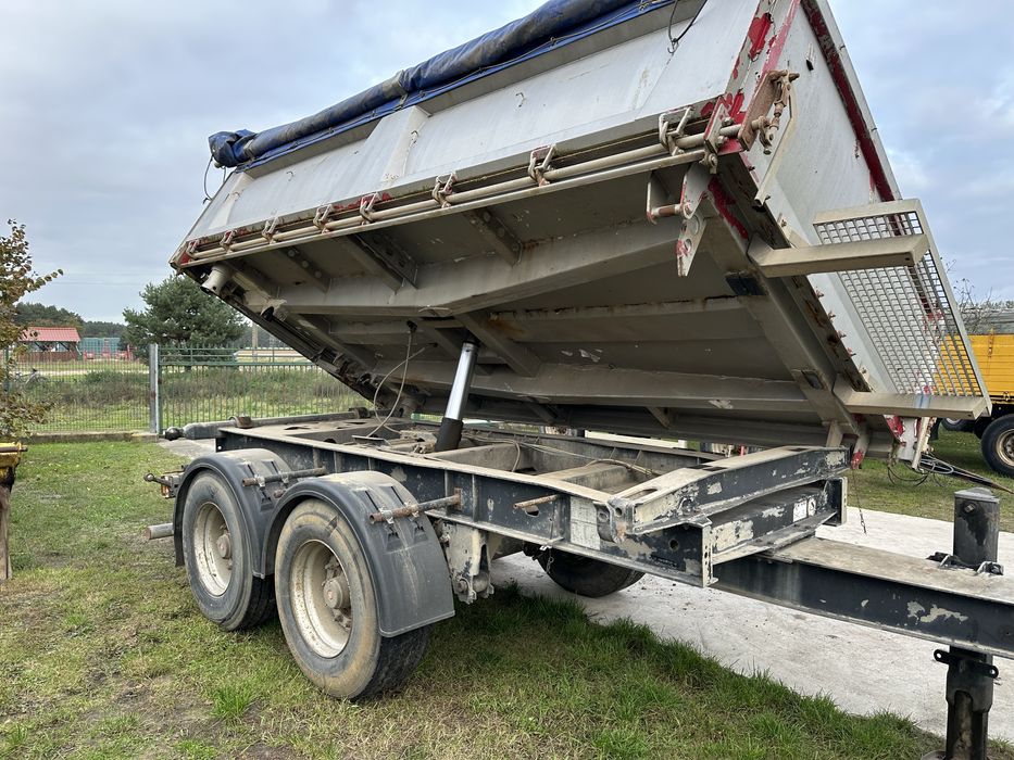 SCHMITZ CARGOBULL Przyczepa wywrotka 3 tandem 18t 2008r Rama ocynk