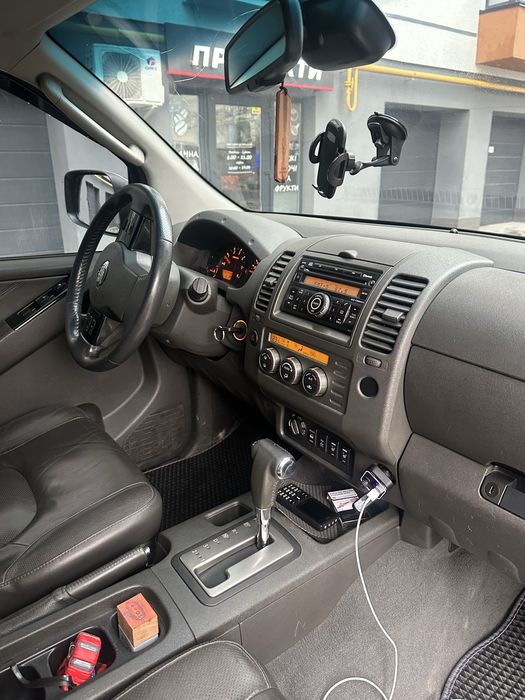 Продам Нісан Навара