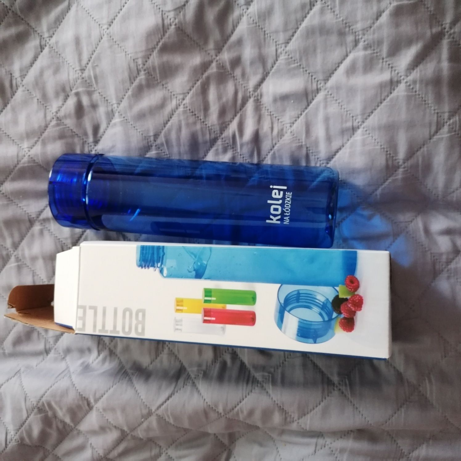 Butelka plastikowa na wodę, sok