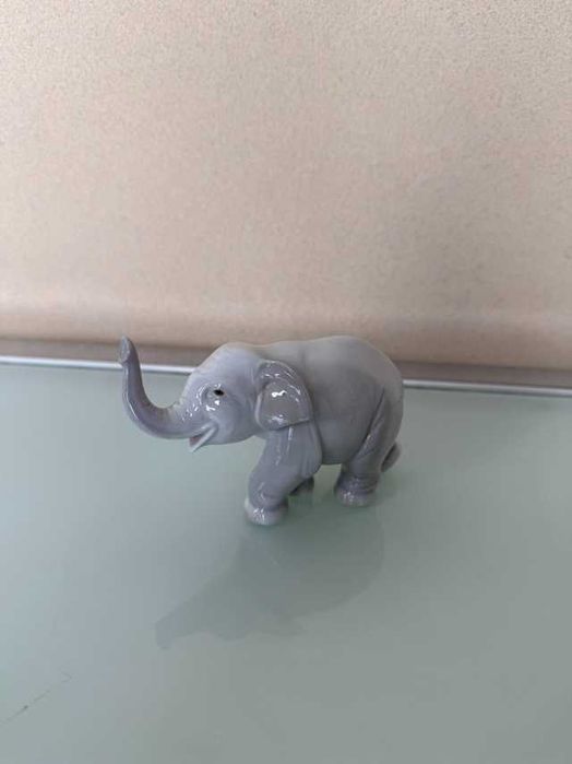 Слон Llardo коллекционный слоненок талисман, слоненя