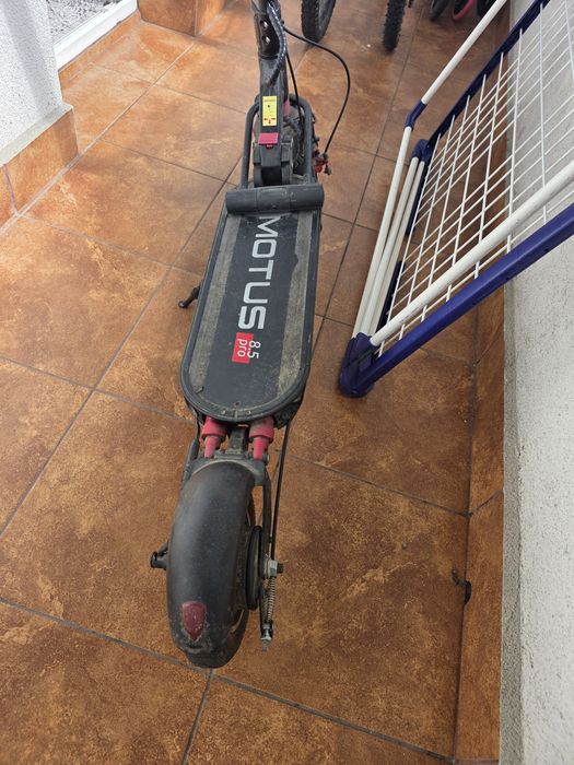 Hulajniga elektryczna motus 8.5pro