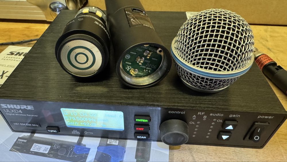Shure ULXD Beta58,ручний мікрофон,поясний передавач,гарнітура,петличка