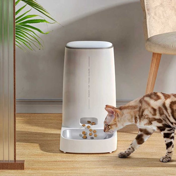 Автоматическая кормушка ROJECO с WiFi - управлением для кошек и собак