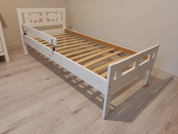 Łóżko Kritter Ikea z materacem 70x160 barierka panel tapicerowany