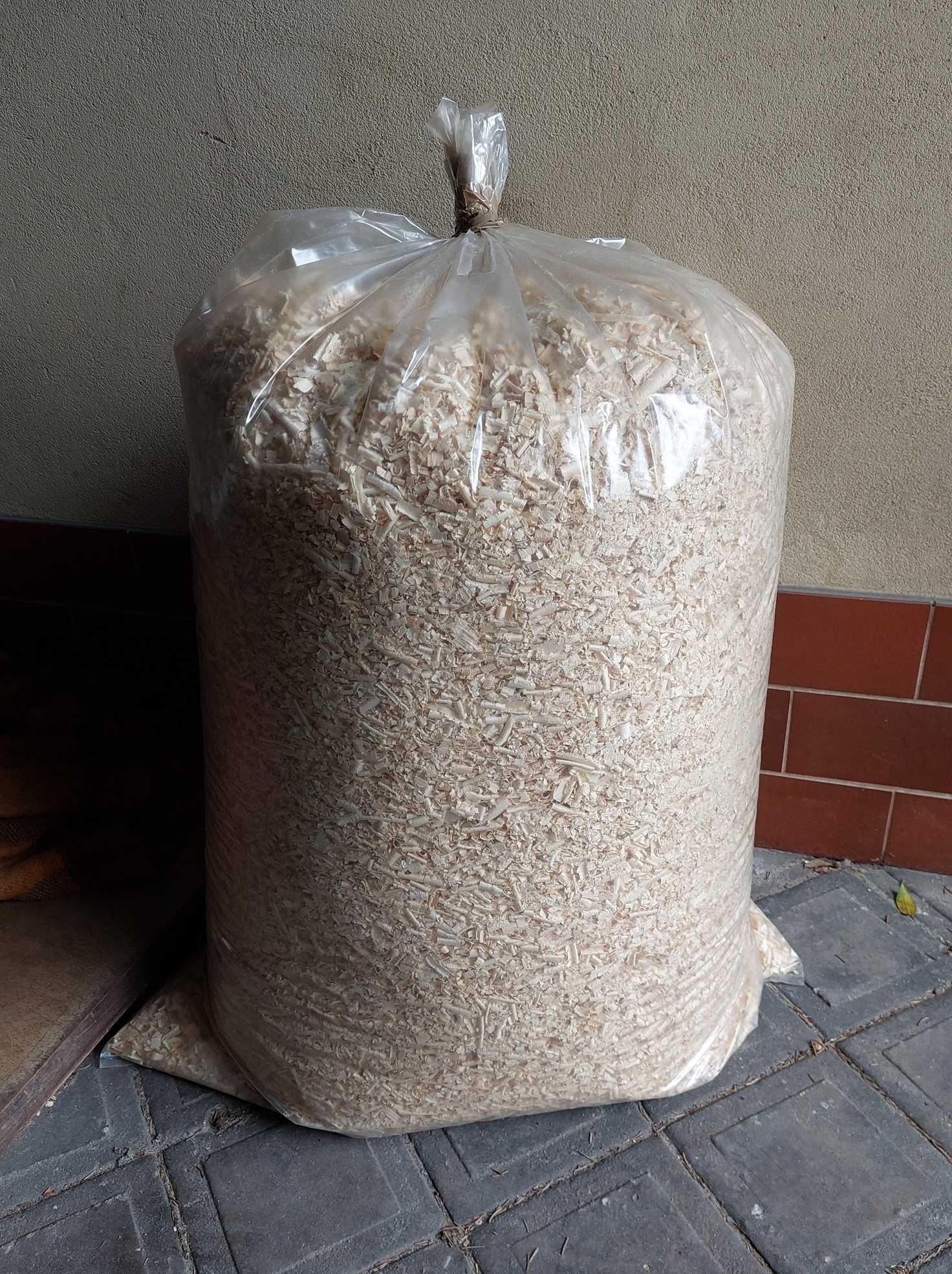 Trociny lipowe naturalne dla gryzoni 200l, 10KG