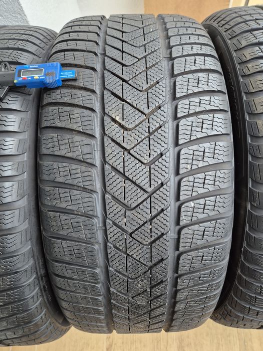 275/40r20  106v 19r  7mm Rsc Pirelli Winter Sottozero 3 Rft Run flat
