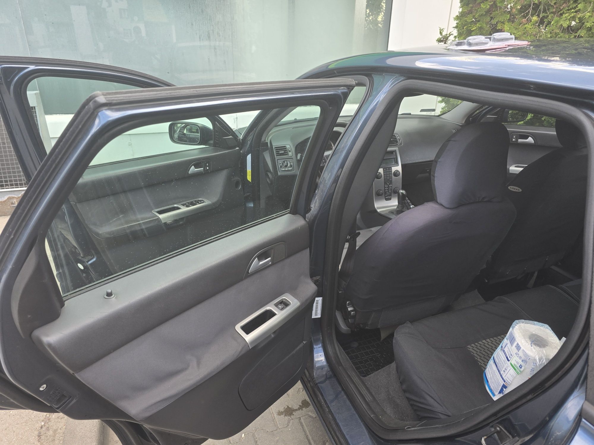 Volvo v50 2.0d 2006r