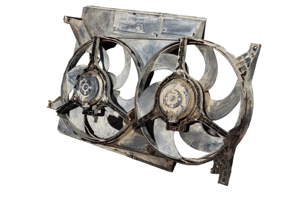 Диффузор радиатора в сборе с вентиляторами охлаждения разборка