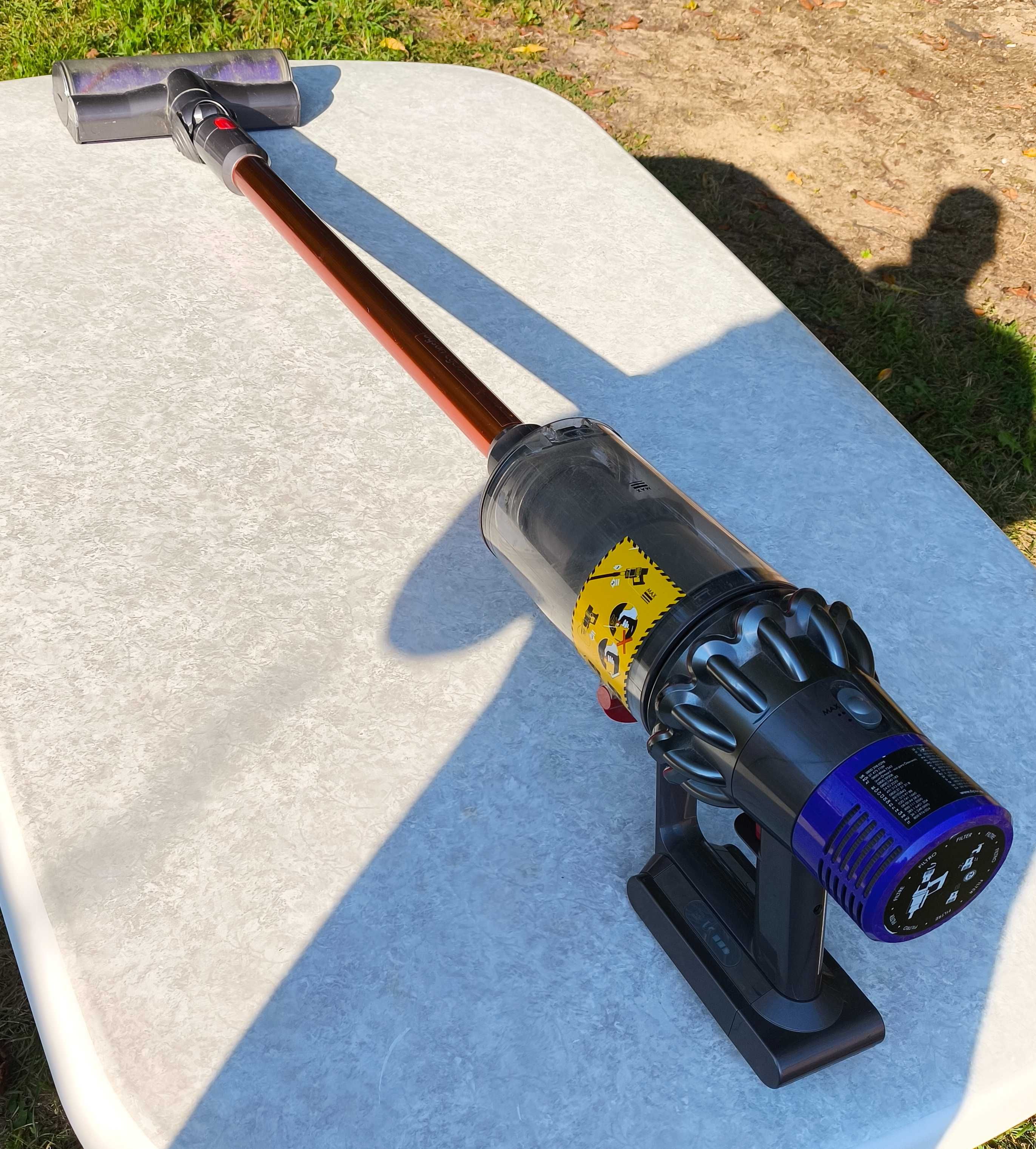 Dyson V10 Odkurzacz stojący akumulatorowy