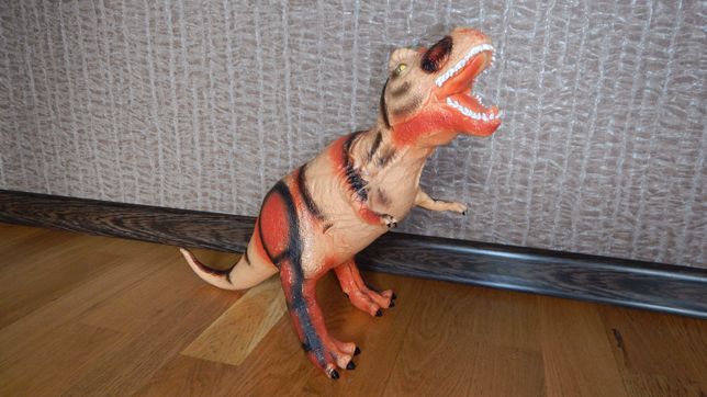 Динозавр Тирекс 47 х 30см.