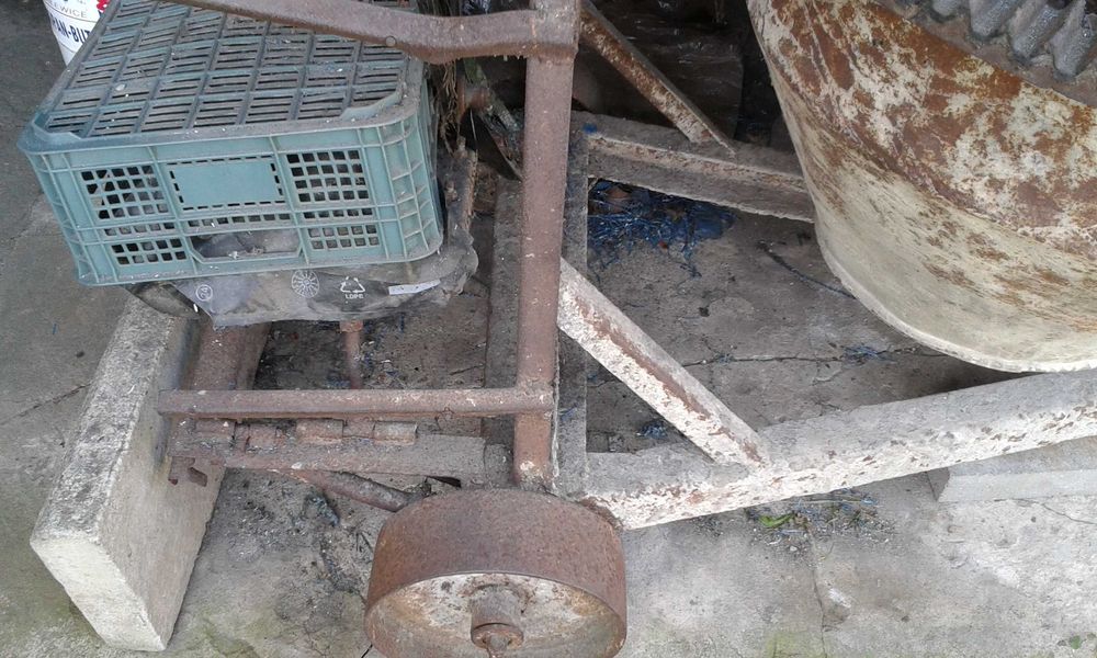 Betoniarka  230V  duża pojemna