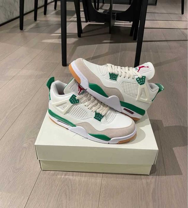 buty Espadryle Jordan4RetroSBPineGreen Espadryle R.41