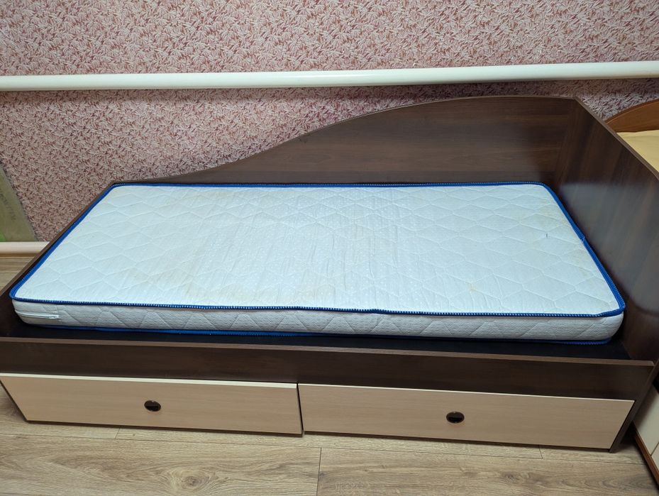 Кровать дитяча полуторна