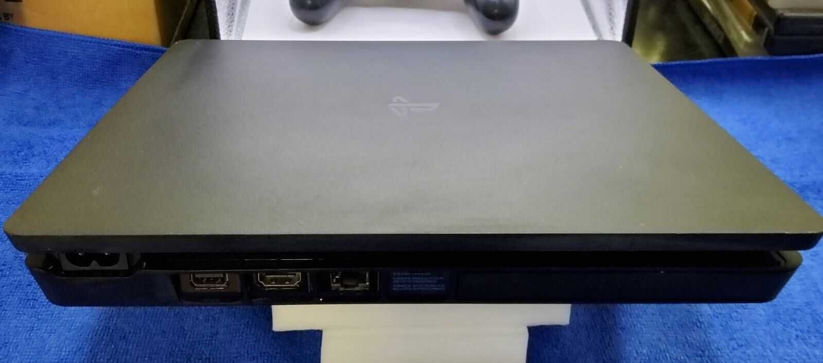 Consola Sony PlayStation Slim 1TB - negra