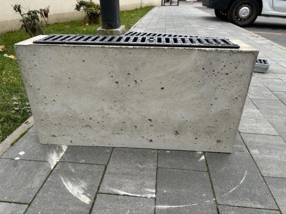 Korytka odwodnieniowe  betonowe