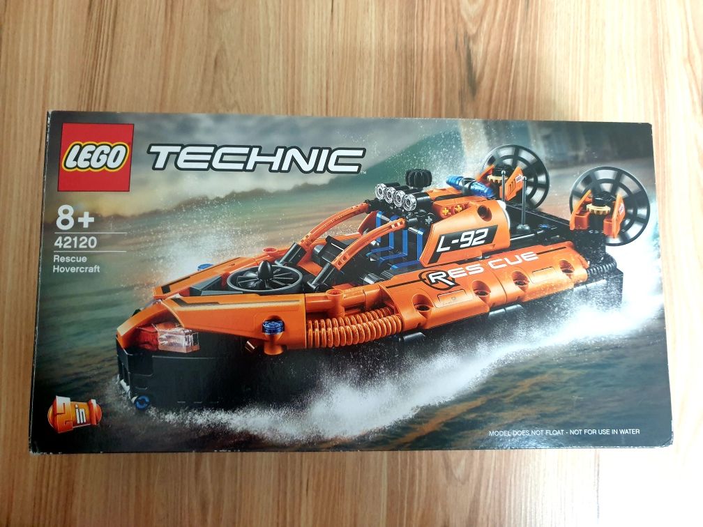 LEGO TECHNIC Poduszkowiec ratowniczy 42120