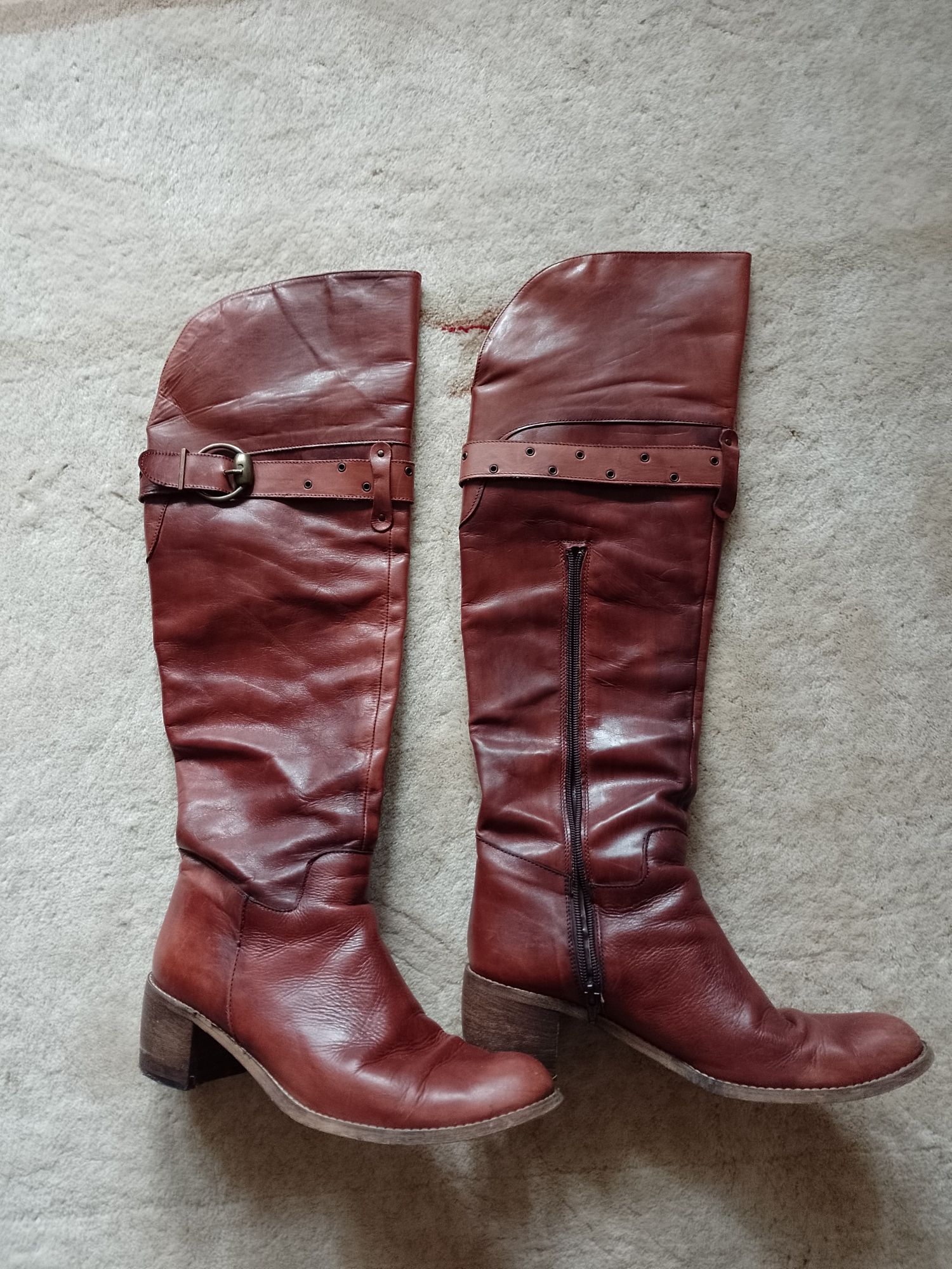 Buty muszkieterki 40